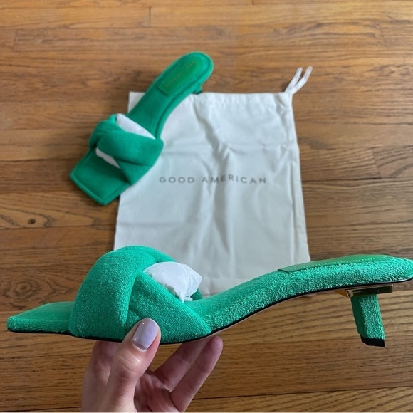 Good American Shoes - NEW Good American Green Terry Cloth Kickstand Mule Sandals Size 12 NWT
